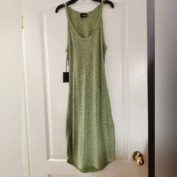 NWT Aritzia Wilfred Free Yasmi  Dress Heather fluro Green size Medium - Picture 2 of 8